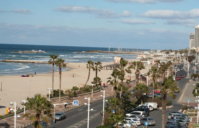 tel-aviv-beach-1231