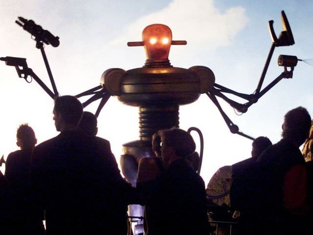 1dictatura robotilor