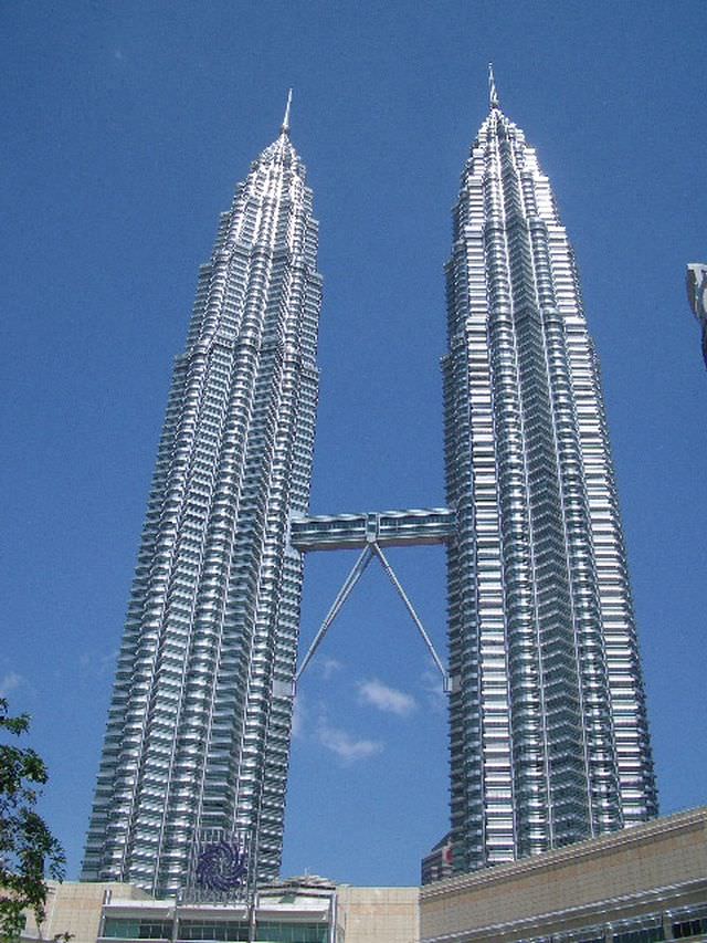 1Petronas Towers