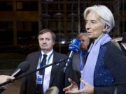 Lagarde: Datoriile ridicate şi preţul petrolului, principalele riscuri pentru economia mondială