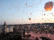 Iasi: Record mondial – 12.740 de lampioane inaltate in aer