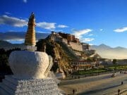 Palatul POTALA din Tibet: Resedinta liderului spiritual suprem al Tibetului, DALAI LAMA