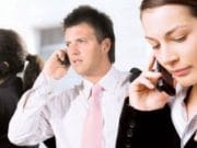 Iti vine sa crezi sau nu, chiar TELEFOANELE noastre mobile contin de zece ori mai multi MICROBI decat capacul de WC