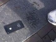 Ce faci daca vezi un iPhone 5 pe asfalt? Vezi VIDEO