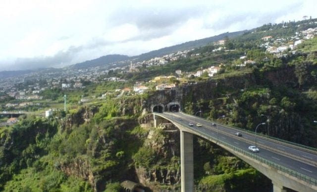12 autostrada