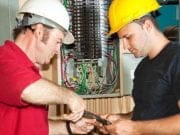 LOCURI DE MUNCA pentru romani in Norvegia ca electricieni, ingineri si tamplari