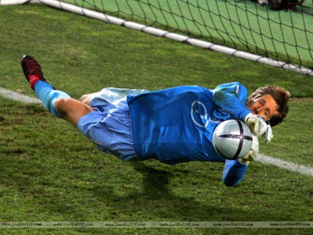 edwin-van-der-sar-wallpaper-3