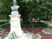 Romanii sarbatoresc astazi 163 de ani de la nasterea poetului Mihai Eminescu! VIDEO