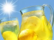 Zece motive pentru a bea suc de lamaie sau limonada!
