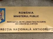 Procurorii DNA i-au trimis in judecata pe trei fosti directori de la RADET, pentru luare de mita!