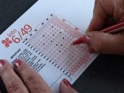 Cine este romanul care a castigat aproape 3 milioane de euro la Loto