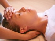 Zece modalitati prin care Reiki iti poate imbunatati relatiile din viata ta