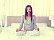 Beneficiile meditatiei de doua minute: Cum sa-ti creezi un obicei din a medita zilnic?