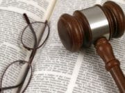 Pedeapsa cu INCHISOARE pentru “presiuni asupra justitiei”, abrogata de senatori!