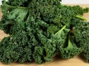 Kale sau „Regina verdeturilor” si beneficiile oferite sanatatii tale