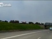 VIDEO! Vine RAZBOIUL in Romania? Un tren plin cu ECHIPAMENTE MILITARE a fost filmat la Constanta!