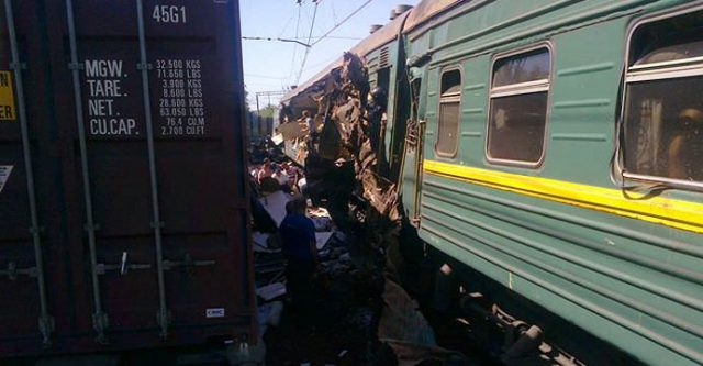 tren pasageri