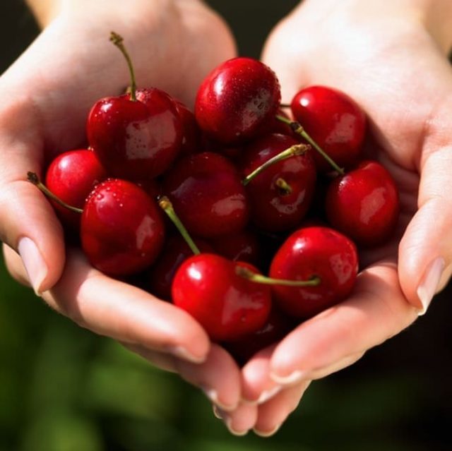 TOP 10 Beneficii ale fructelor-vedeta CIRESELE!0