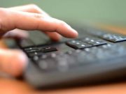 Cât timp stau romanii pe internet in fiecare zi si ce cauta acestia in mediul on-line