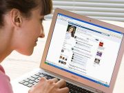 Ai grija ce FOTOGRAFII publici pe Facebook! Poti fi luat la ochi de „PRIETENII” virtuali!