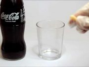 EXPERIMENT ULUITOR cu licoarea OTRAVITOARE pe care o bem cu totii! Vei mai avea CURAJ sa bei asa ceva? VIDEO