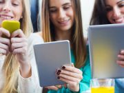 FACEBOOK isi vede „moartea”! O noua RETEA DE SOCIALIZARE ofera utilizatorilor sai BANI pentru scrierea sau publicarea de continut!