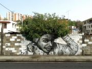 IMAGINI REALISTE cu desene graffiti care interactioneaza direct cu NATURA!