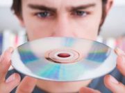 Pastrezi multe DATE pe CD-uri? Care este durata de viata a unui COMPACT DISC!