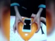 Fa-ti o husa de telefon in 20 de secunde cu putina dibacie!