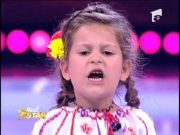 O fetita incredibila a dat o LECTIE DE PATRIOTISM tuturor ROMANILOR! VIDEO