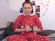 O ENGLEZOAICA a cantat in ROMANA o melodie cunoscuta de la noi! Vezi CE A IESIT! VIDEO VIRAL