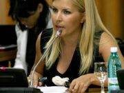Alte nenorociri o pandesc pe Elena Udrea. DNA a trimis doua noi cereri pe numele fostului candidat la presedintie