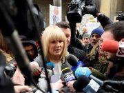 Elena Udrea a venit la DNA sa se lase pe mainile autoritatilor