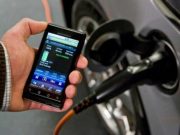 Ce se intampla daca folosesti smartphone-ul in timp ce bagi benzina!? Avertizeaza-i pe toti pana nu e prea tarziu…
