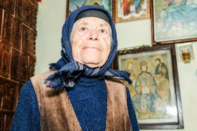 Gherghina_w747_h373_q100_opt