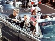 Documentele secrete care schimba istoria celui mai mediatizat asasinat din istorie! Apelul misterios primit de un jurnalist cu 25 de minute inainte de asasinarea lui John F. Kennedy!