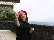 Obisnuiesti sa iti faci selfie!? Vezi ce spun psihologii despre asta!