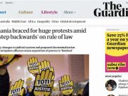 Televiziunile aservite penalilor jignesc protestatarii. The Guardian elogiaza romanii care lupta pentru justitie infruntand vremea rea!