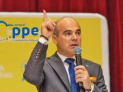 Rares Bogdan a prins iar glas: Isi anunta demisia de la Bruxelles pentru a fi ministru