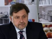 Alexandru Rafila avertizeaza: Atentie, manusile pot purta la fel de multe virusuri si mizerie ca si mainile!