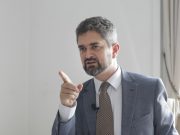 Theodor Paleologu a rabufnit la adresa fanaticilor care vor sa deschida bisericile de Paste: „Sa fim crestini, nu cretini”